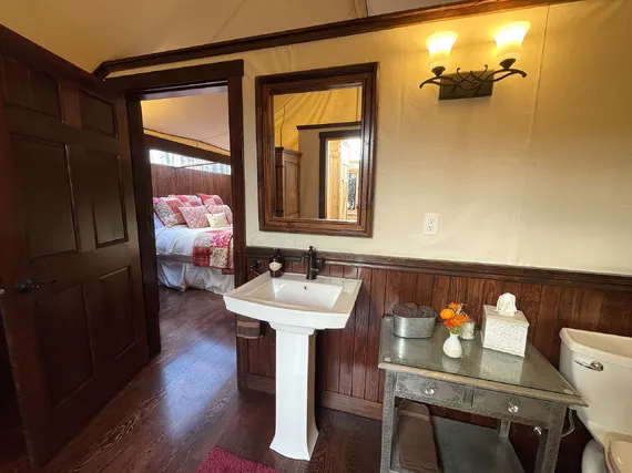 En-suite bathroom under canvas in the Star Camp Canvas Cabin