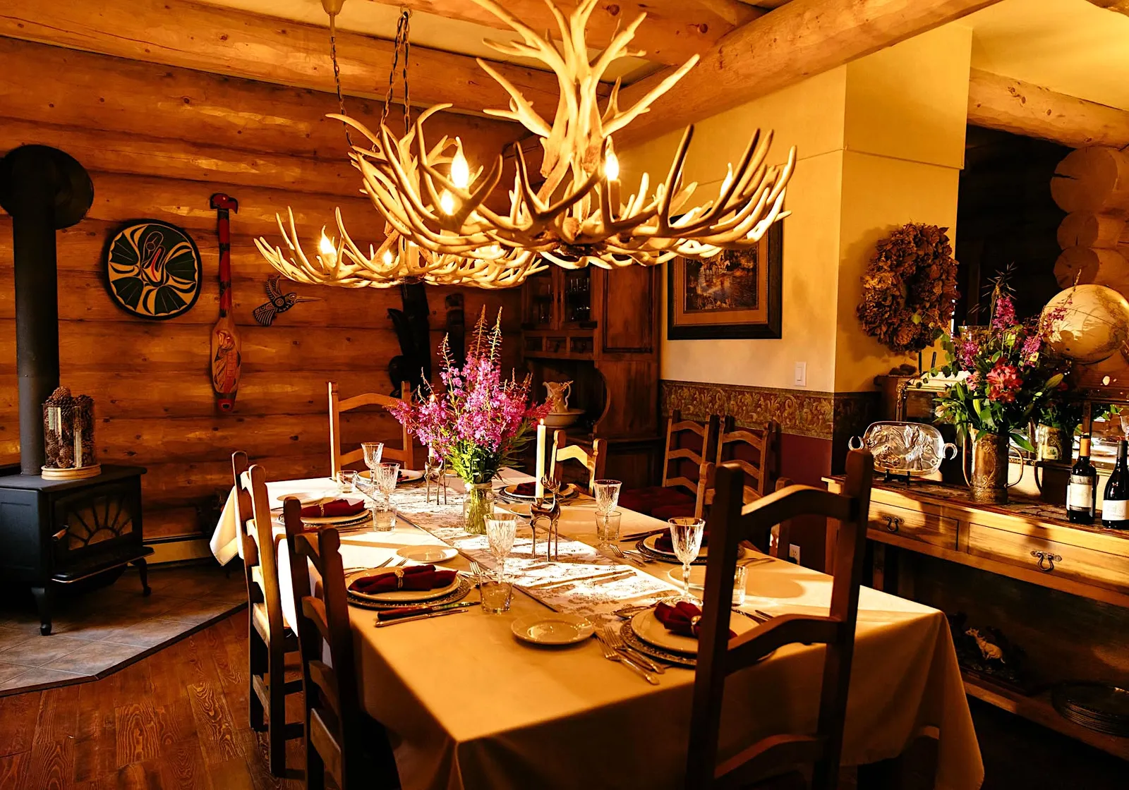 Luxury Lodge fine dining