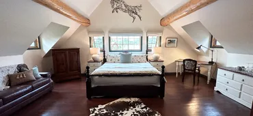 Ranch House Suite