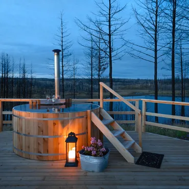 Wood fired hot tub at Star Camp
